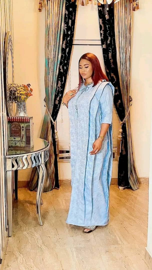 les bonnes collections très élégant pour femmes et hommes stylés - KPAKPA Market